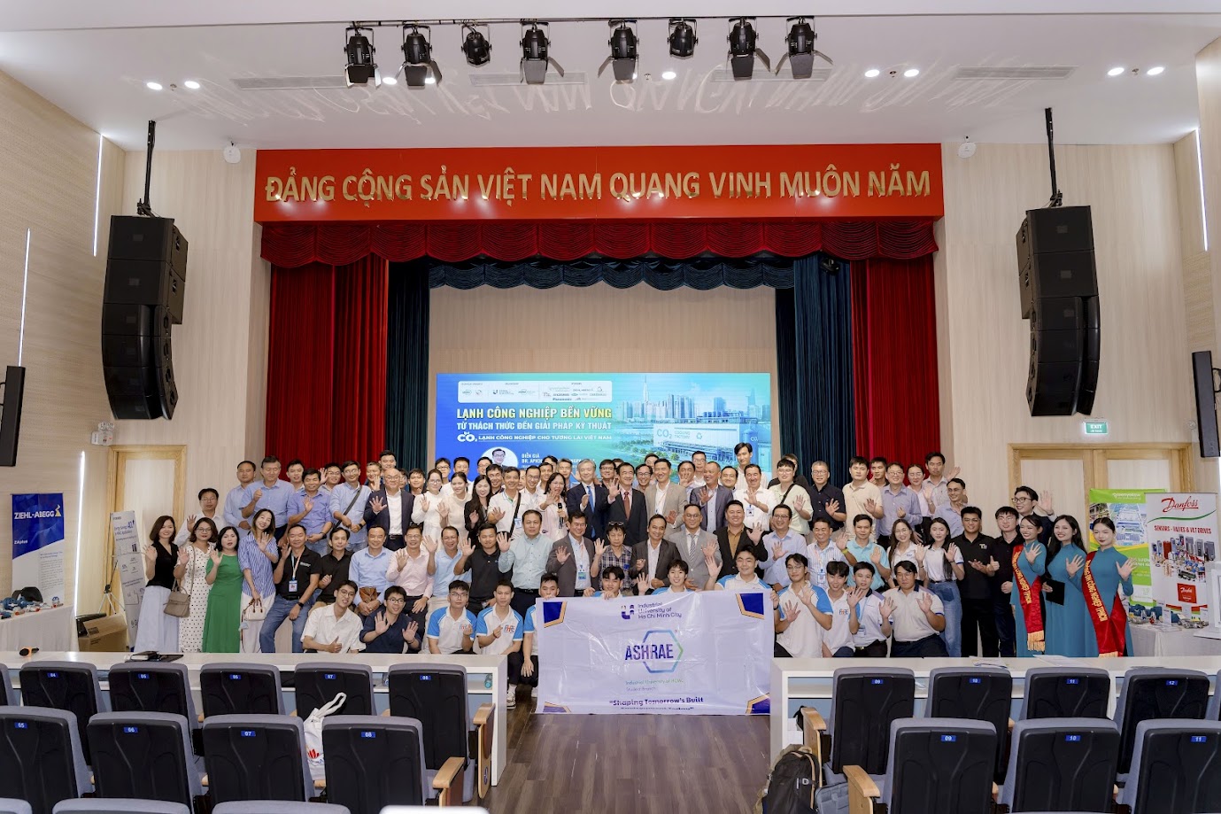DR FAN Việt Nam tham dự Lễ kỷ niệm 1 năm thành lập ASHRAE Vietnam Chapter